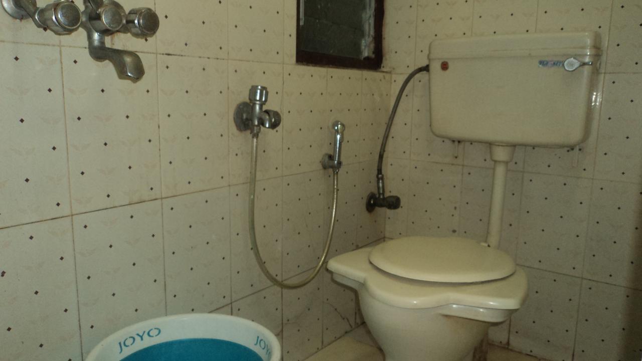 Benazeer Hotel 孟买 外观 照片